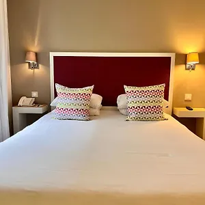 Otel Kyriad 18 - Porte De Clignancourt - Montmartre, Paris