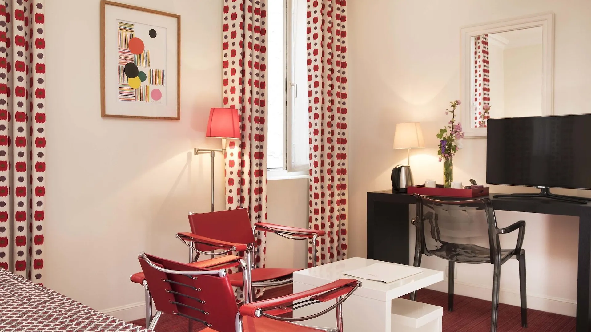 Maison Orphee Paris 4*,